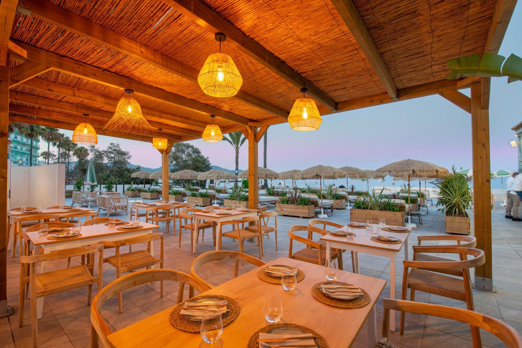 Hotel Atolon & Kaafu Beach Club Cala Bona  Extérieur photo